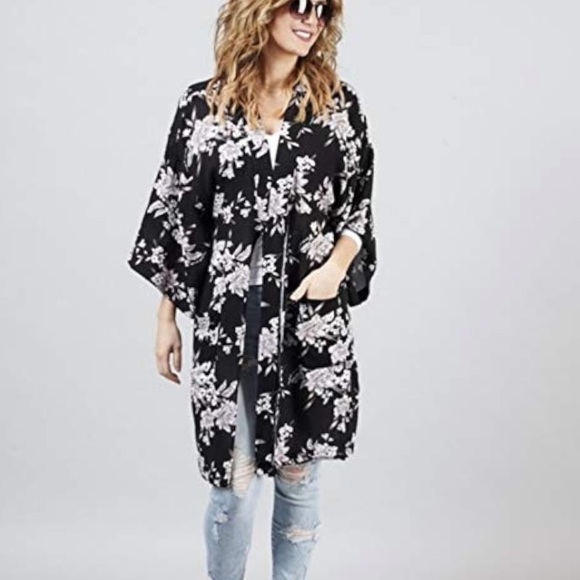 SPIRITUAL GANGSTER Women's Tie Front Black Floral Cardigan Robe Duster - Picture 3 of 6